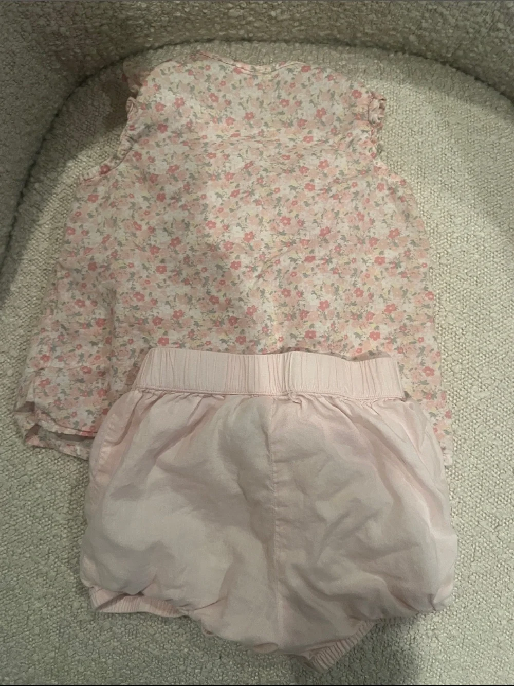 H&M Light Pink Floral Ruffle Top with Pale Pink Shorts 9-12 months EUC